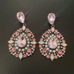 NEW Gorgeous Pink and Light Green Tear Drop Dangling Rhinestone Earrings.